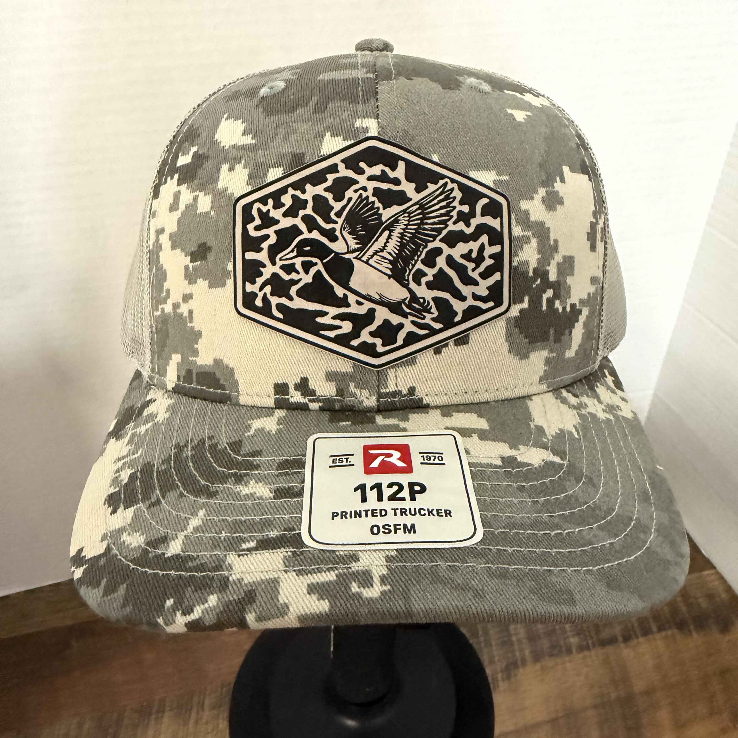 Custom duck camo laser engraved patch snapback trucker cap - Image 3